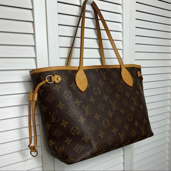 ✨SOLD!! Louis Vuitton Neverfull PM✨ - Picture 5 of 17
